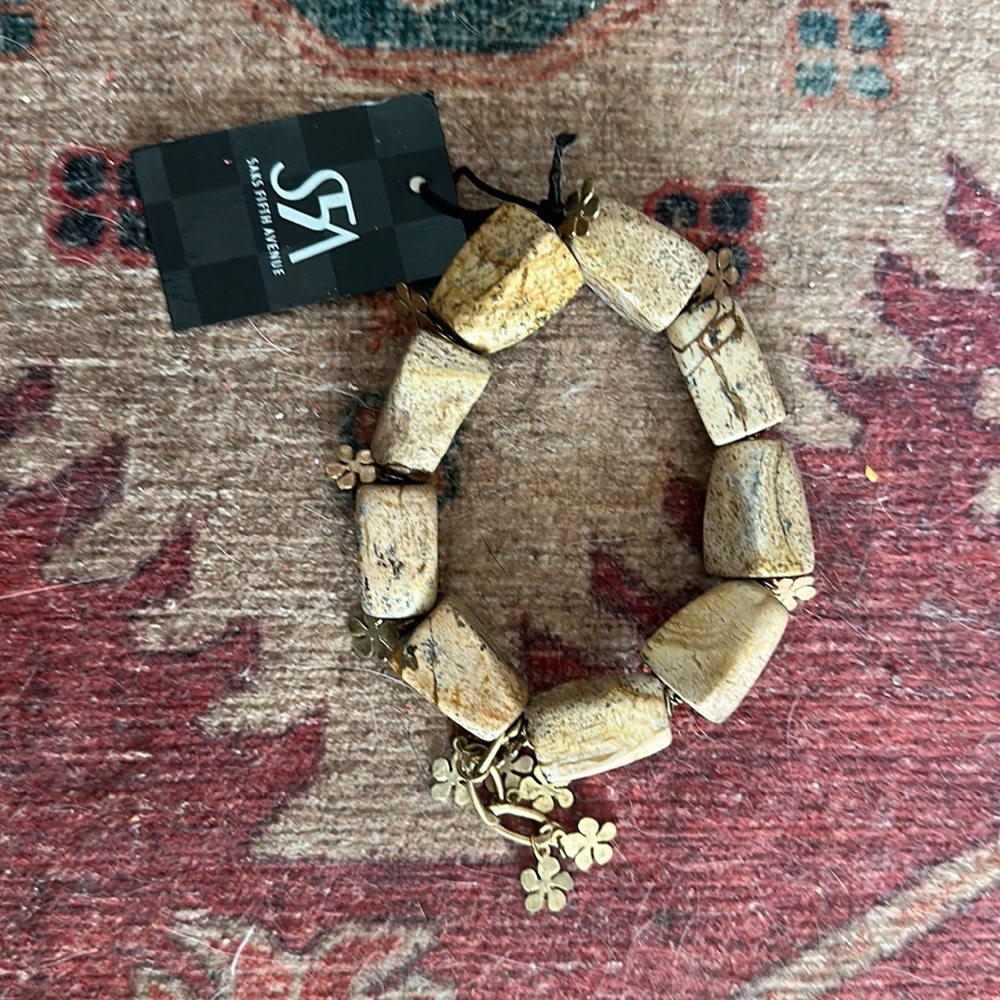 NWT Saks Stone Bracelet